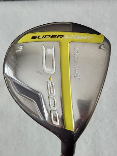 Ladie's Wilson Staff D200 Superlight 3 Wood RH; Graphite Shaft