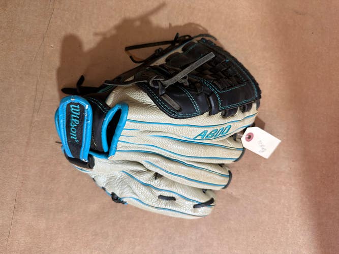 Used Kid Pitch (9YO-13YO) Wilson Aura Right Hand Throw Pitcher's Softball Glove 12"