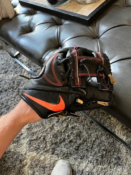Nike Youth Baseball Glove 11”