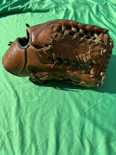 Used Louisville Slugger Omaha Legacy Series Baseball Glove 11.5"