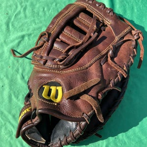 Used Wilson A800 Right Hand Throw First Base Baseball Glove 11.5"