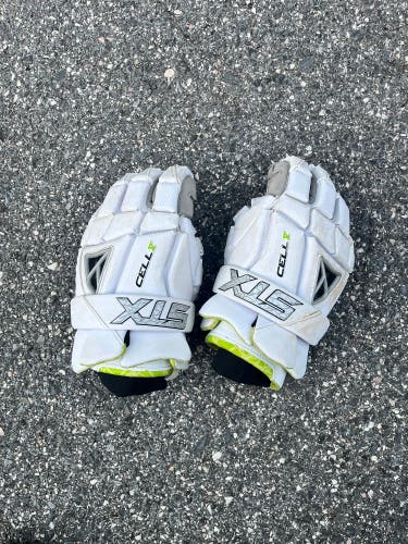 STX Medium Cell vi Lacrosse Gloves (lightly Used)