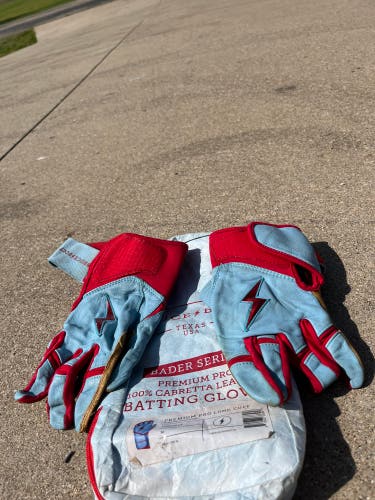 Used Medium Bruce Bolt Batting Gloves
