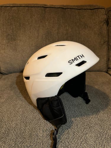 Smith Mission MIPs helmet used, White, Size Large
