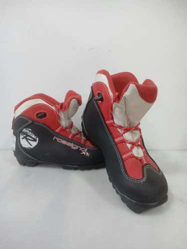 Used Rossignol Jr-01.5 Boys' Cross Country Ski Boots