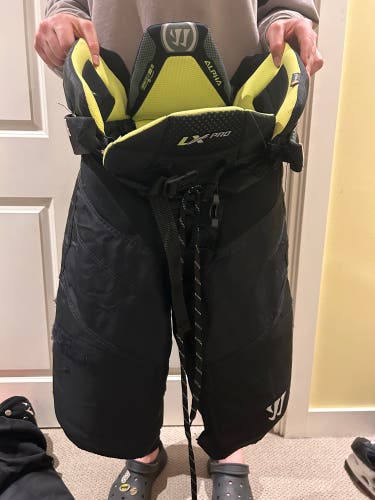 Medium Warrior Hockey Pants - LX Alpha Pros