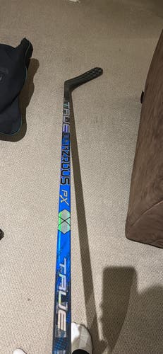 True Hzrdous Right Hand Hockey Stick - 75 Flex