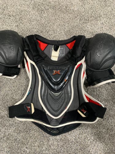 Medium Senior Bauer Vapor 1X Shoulder Pads Used