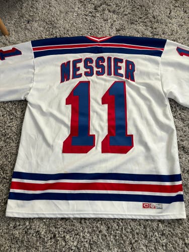 White ccm Mark Messier New York Rangers jersey