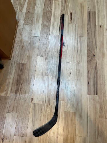 New Intermediate Bauer Vapor 3X Pro Hockey Stick