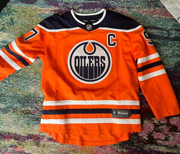Edmonton Oilers McDavid 2017-2022 Home Fanatics M Jersey