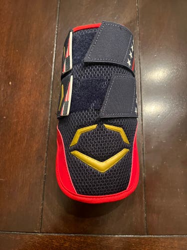 Used Senior EvoShield Elbow Protection Elbow Guard