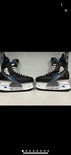 New Senior True Wide Width  Size 6.5 TF9 Hockey Skates