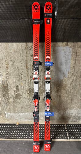 Used Men's Racing With Bindings Max Din 20 Racetiger GS Skis