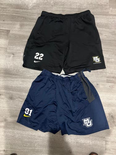 Marquette Lacrosse Large Nike Shors
