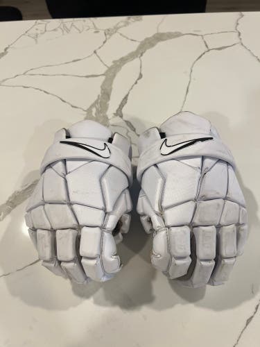 Used  Nike 13" Lacrosse Gloves