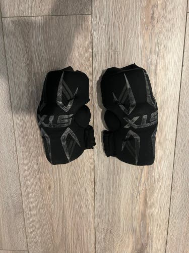 Used Youth STX Arm Pads