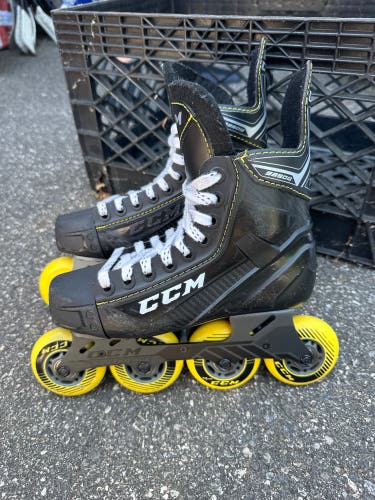 Used  CCM Regular Width Size 3 Super Tacks 9350 Inline Skates