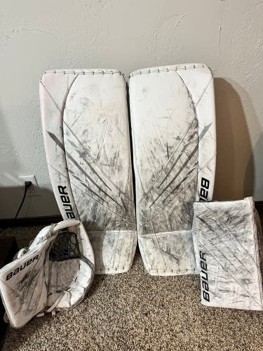 Used Bauer Vapor 3x Goalie Full Set Senior Small (33+) Senior Glove And Blocker