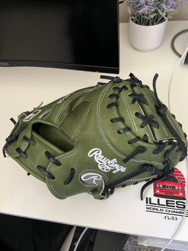 rawlings heart of the hide green catchers glove