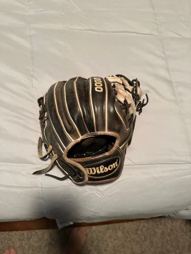 Used Right Hand Throw 11.25" A2000 Baseball Glove