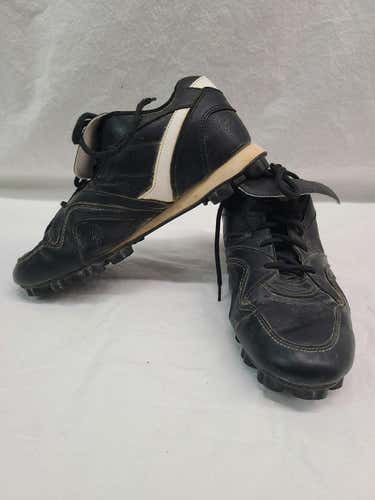 Used Prowing Molded Cleats Senior 8 Baseball And Softball Cleats