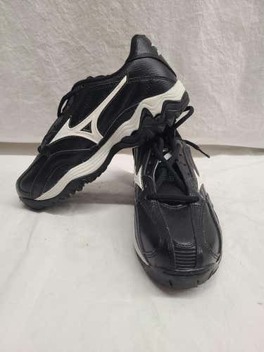 Used Mizuno Turf Shoes Senior 6.5 Baseball And Softball Cleats