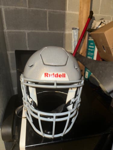 Medium Riddell SpeedFlex helmet