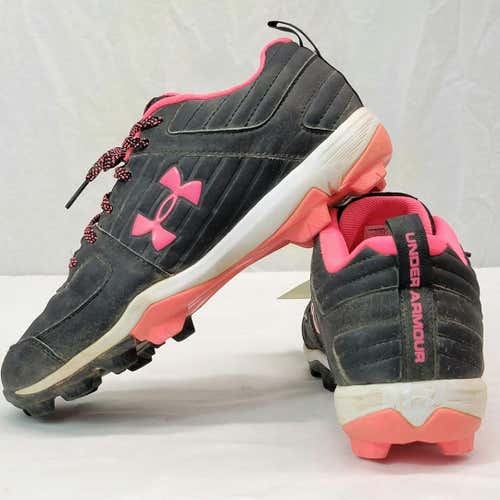 Used Under Armour Lead-off Softball Cleats Junior 05 Baseball And Softball Cleats