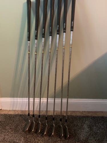 Left Handed Mizuno Mx-15 irons