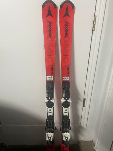 Atomic 157 Slalom skis S9