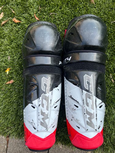 CCM 14”JetSpeed FT 4 Shin Pads