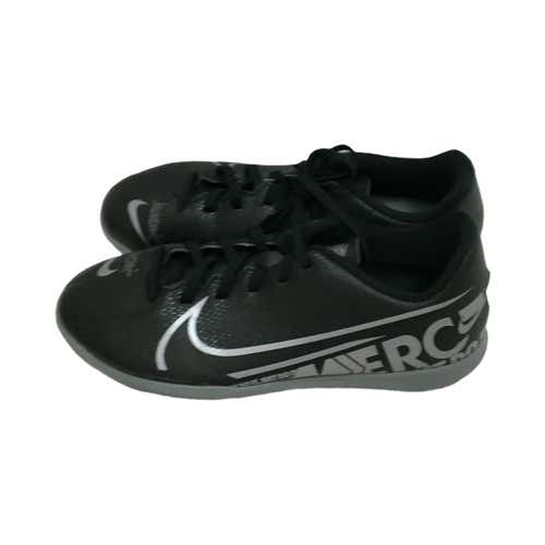 Used Nike Mercurial Junior 06 Indoor Soccer Cleats