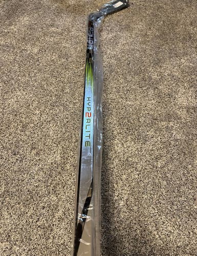 New Senior Bauer Right Handed P90TM Vapor Hyperlite 2 Hockey Stick