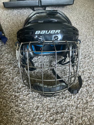 Used Small Bauer  7500 Helmet