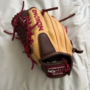 Nokona “Made in Texas” PL-1200 LHT 12 Inch Infield/Outfield Glove