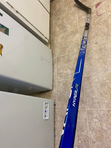 Custom BLUE Bauer Vapor Hyperlite Hockey Stick
