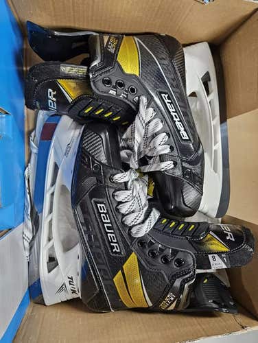 New Senior Bauer Supreme UltraSonic Hockey Skates Pro Stock 8