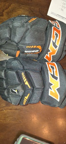 CCM Tacks 6052 Gloves 13"