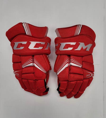 Lightly Used  CCM 15" Pro Stock Tacks 7092 Gloves