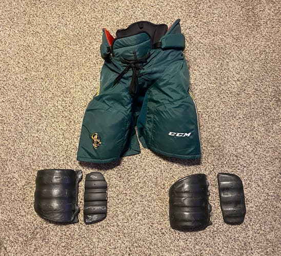 NCAA Pro Stock Clarkson University CCM HP45X Hockey Pants Breezers Large