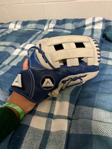 New 2023 Custom Akadema Baseball Glove