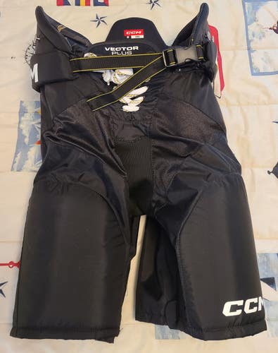 New Senior Large CCM Vector Plus Hockey Pants