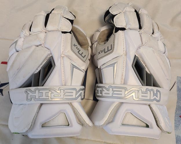 Used Maverik Max Lacrosse Gloves 13"