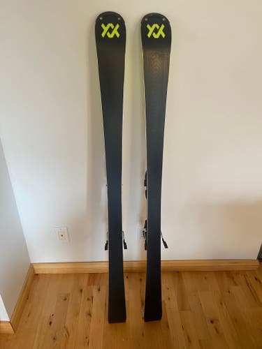 Volkl 143 cm Racetiger SL Skis With Bindings