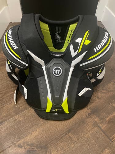Warrior LX Pro Hockey Shoulder Pads featuring Wartech, Polygiene odor free technoloy
