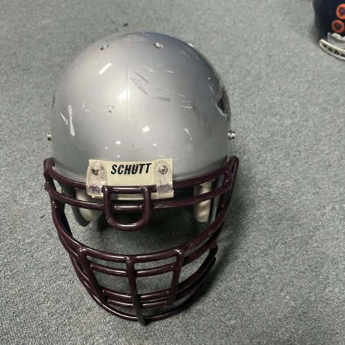 Used Schutt Helmet Youth Xl Football Helmets