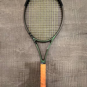 Wilson Blade 104 V8