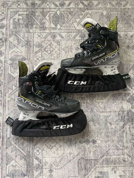 Bauer Vapor 3X Hockey Skates (Regular) 2.5 D With Skate Guards