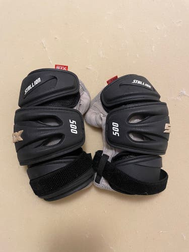 Used Adult STX Surgeon 500 Arm Pads